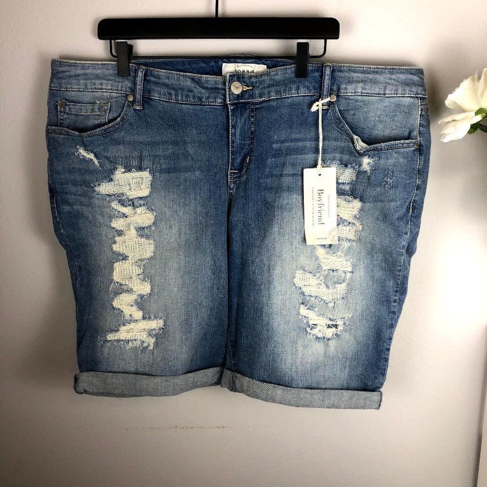 NWT Torrid Distressed Boyfriend Denim Shorts